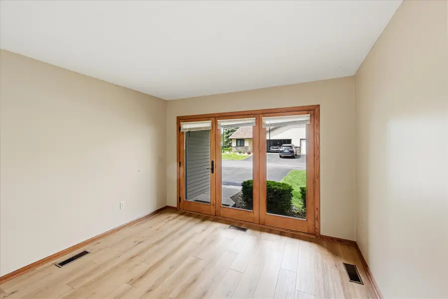 540 Auburn Place Nw #C, Elk River, MN 55330 - #2