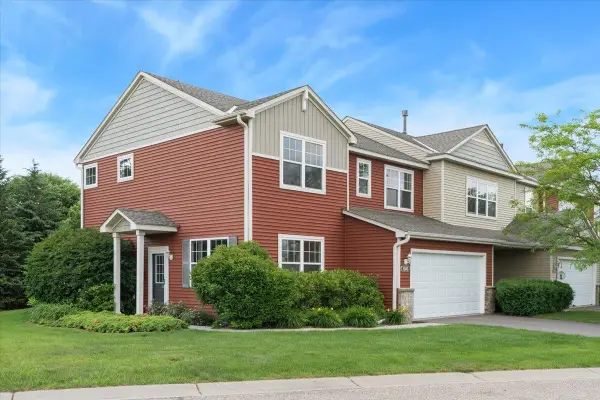 1585 Sumac Circle, Carver, MN 55315