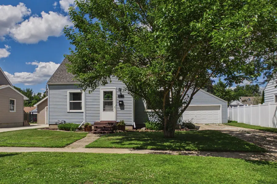 2111 1st Avenue Se, Austin, MN 55912 - #2