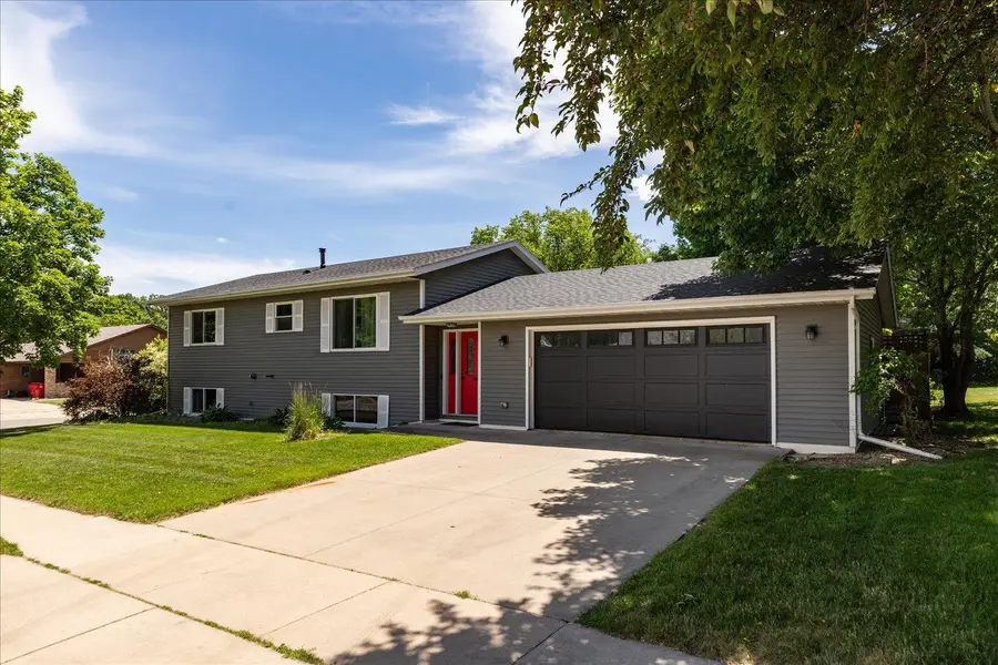 906 High Meadow Lane Sw, Rochester, MN 55902 - #2
