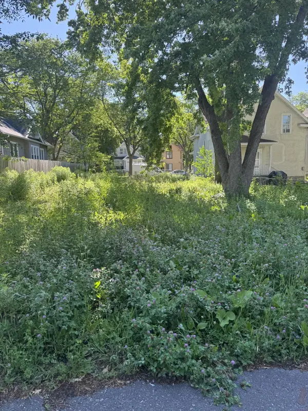 2915 Colfax Avenue N, Minneapolis, MN 55411