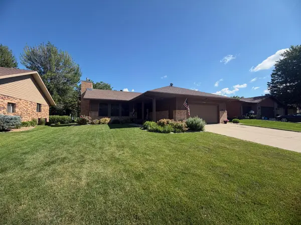 1956 Dorathea Boulevard, Worthington, MN 56187