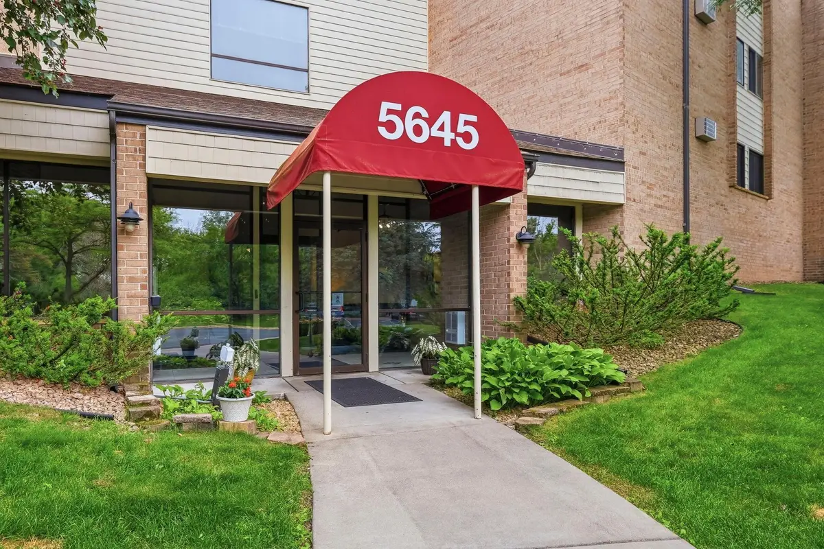 5645 Green Circle Drive #305, Hopkins, MN 55343 - #1