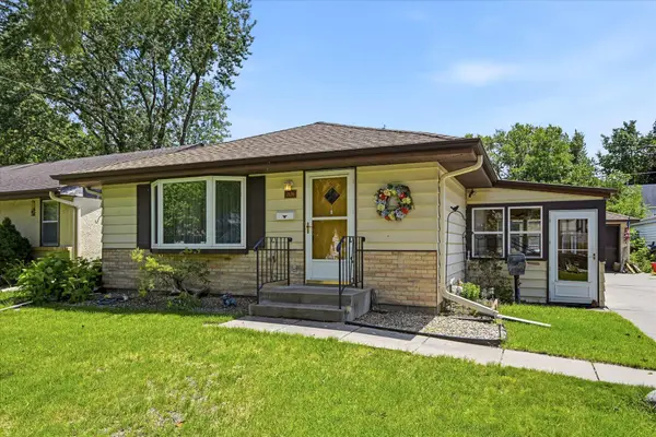 2126 Forest Drive Ne, Columbia Heights, MN 55421