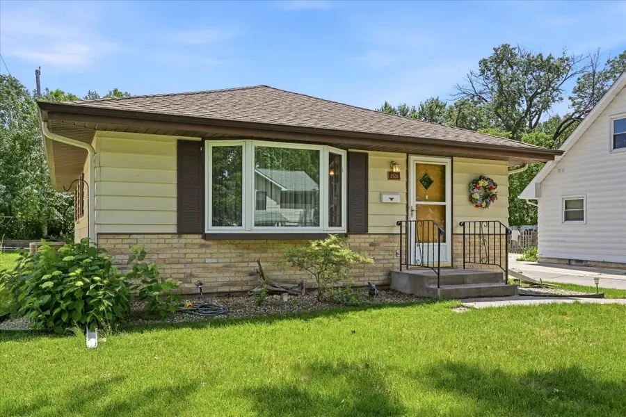 2126 Forest Drive Ne, Columbia Heights, MN 55421 - #3