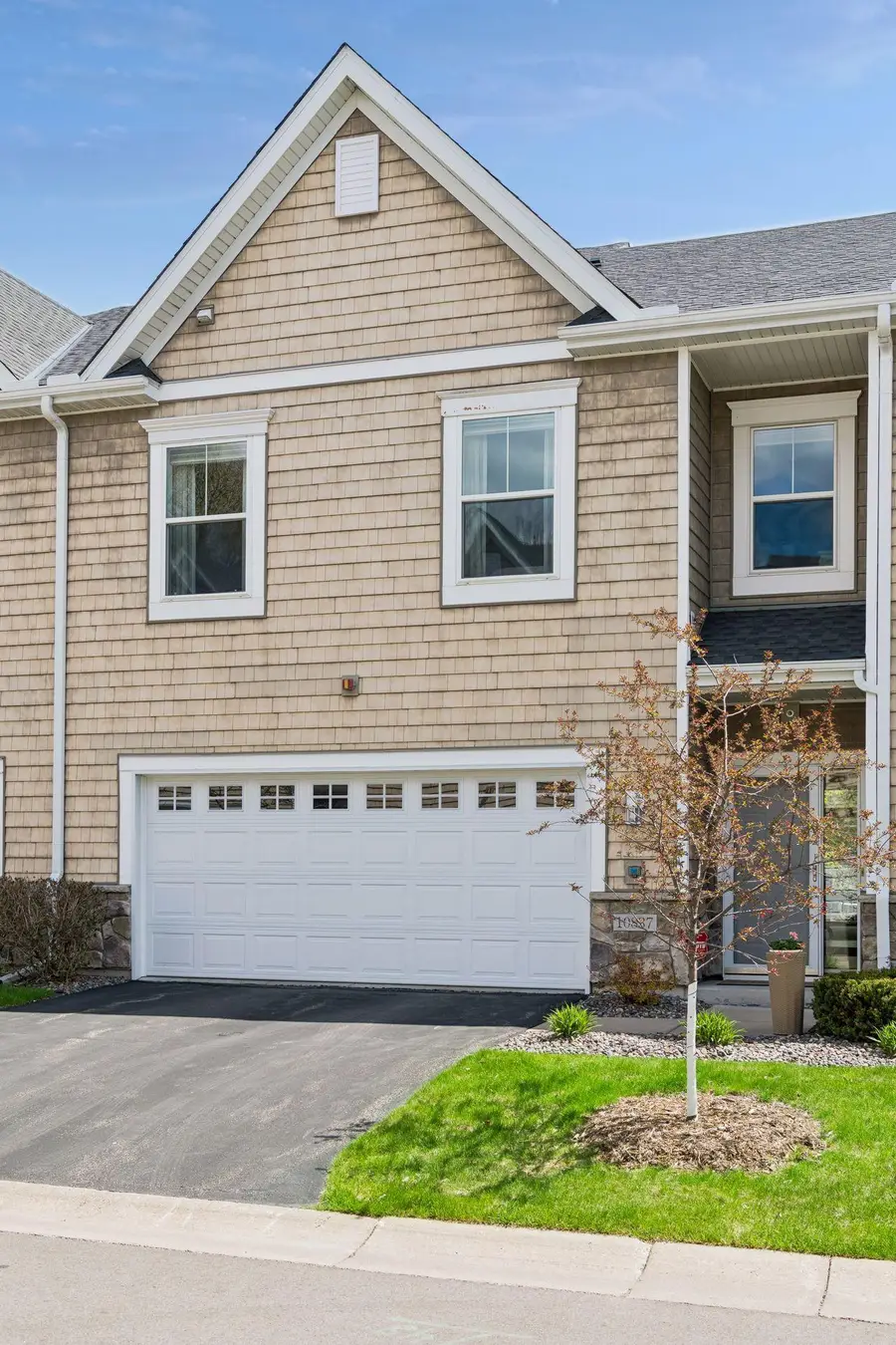10837 S Shore Drive, Plymouth, MN 55441 - #2