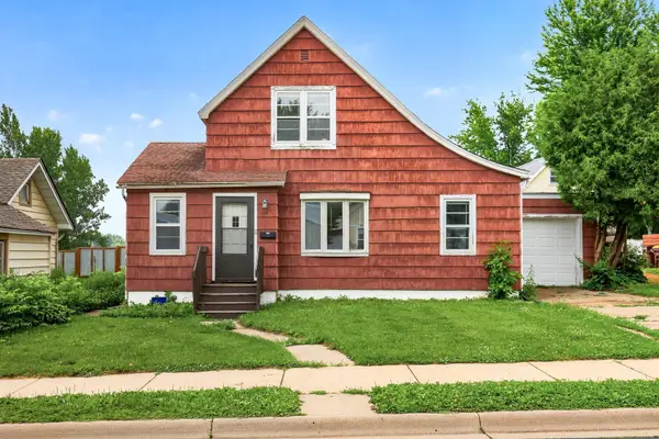 207 1st Street Sw, New Prague, MN 56071