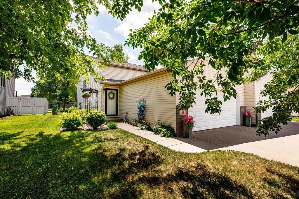 4284 39 1/2 Avenue S, Fargo, ND 58104 - #1