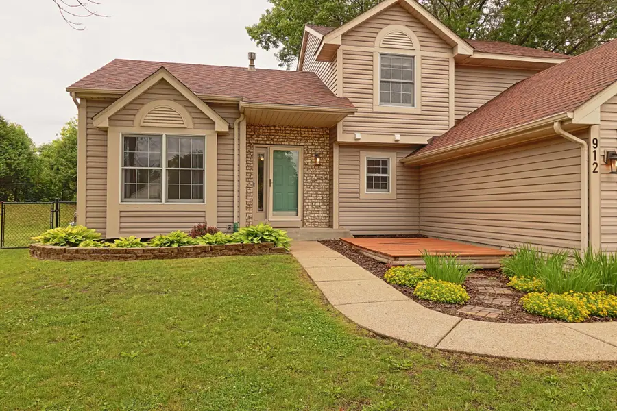 912 Moonlight Drive, Woodbury, MN 55125 - #3