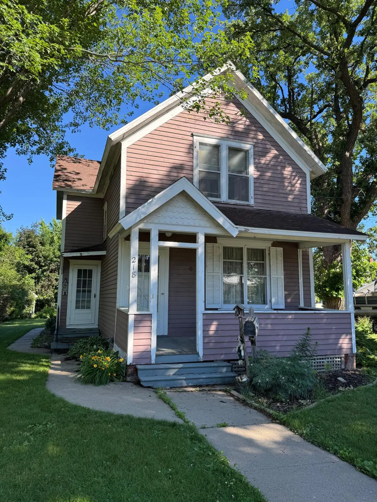 218 W Jewell Avenue, Lake City, MN 55041 - #1