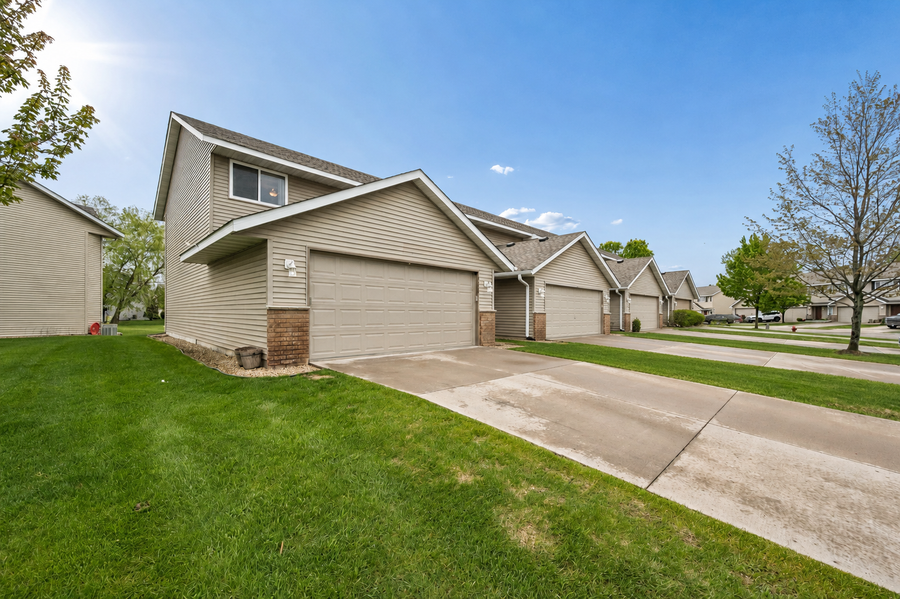 9154 Goodrich Drive, Monticello, MN 55362 - #2