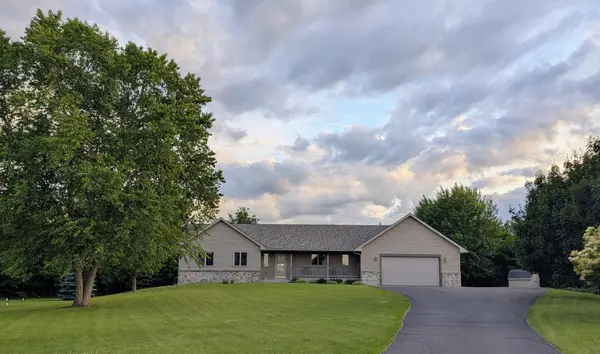 519 Edie Court, Hudson, WI 54016
