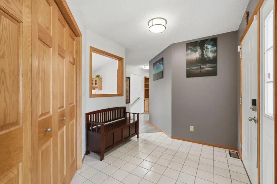 7288 Foxboro Court, Woodbury, MN 55125 - #3