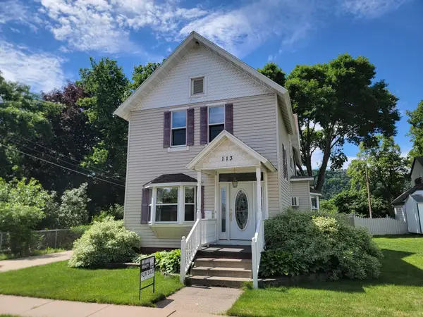 113 E Sarnia Street, Winona, MN 55987