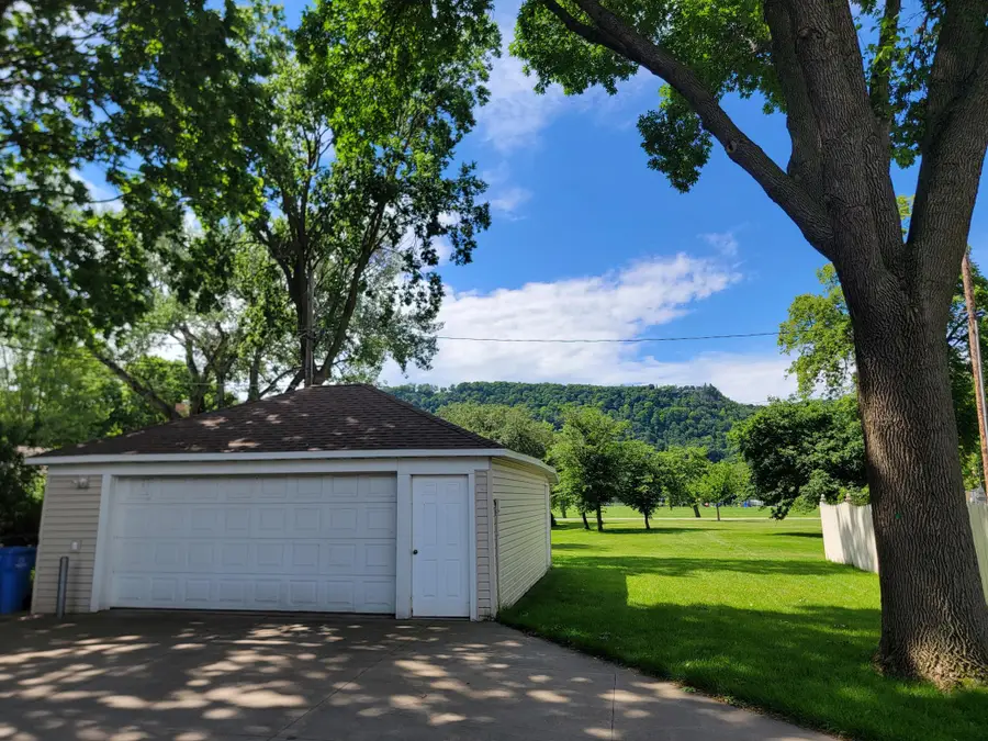 113 E Sarnia Street, Winona, MN 55987 - #3
