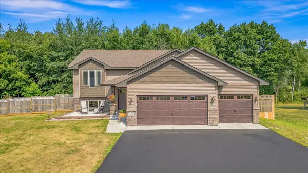 38369 Hunters Ridge Trail, North Branch, MN 55056