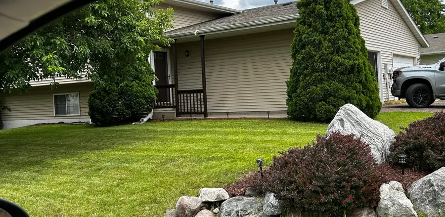 1401 Mcintosh Circle, Shakopee, MN 55379 - #2