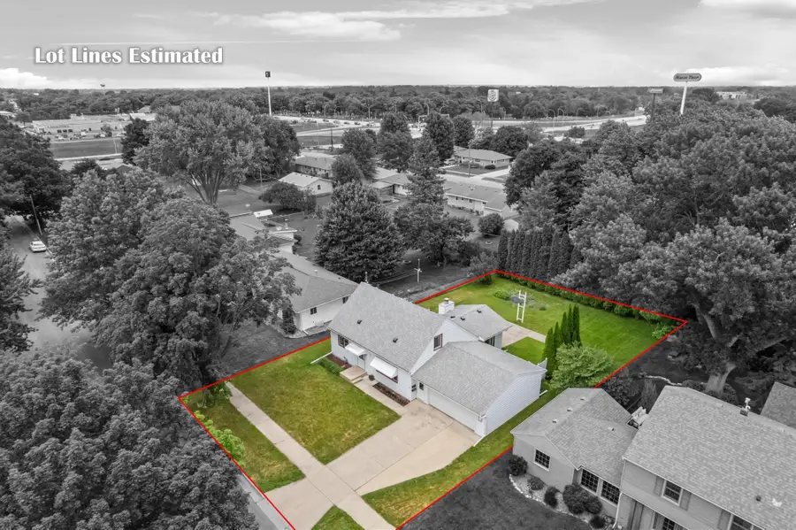 1402 6th Street Nw, Austin, MN 55912 - #3