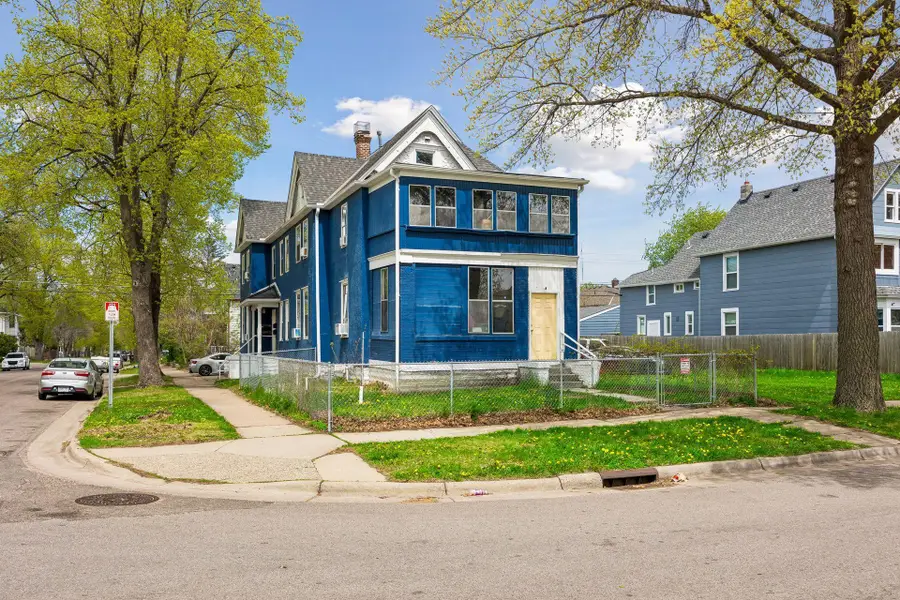 677 Sherburne Avenue, Saint Paul, MN 55104 - #2
