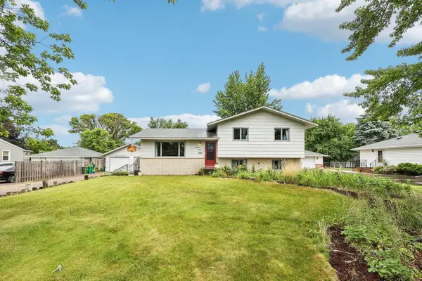 1720 69th Avenue N, Brooklyn Center, MN 55430