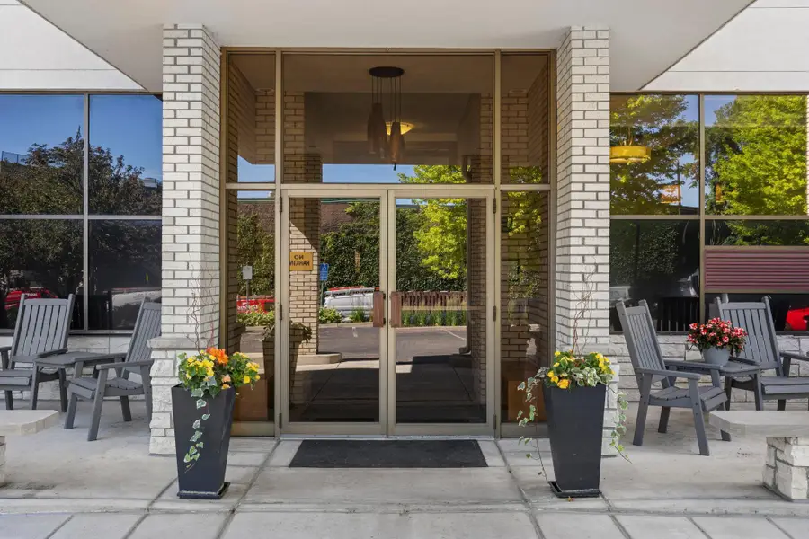 4075 W 51st Street #204, Minneapolis, MN 55424 - #3
