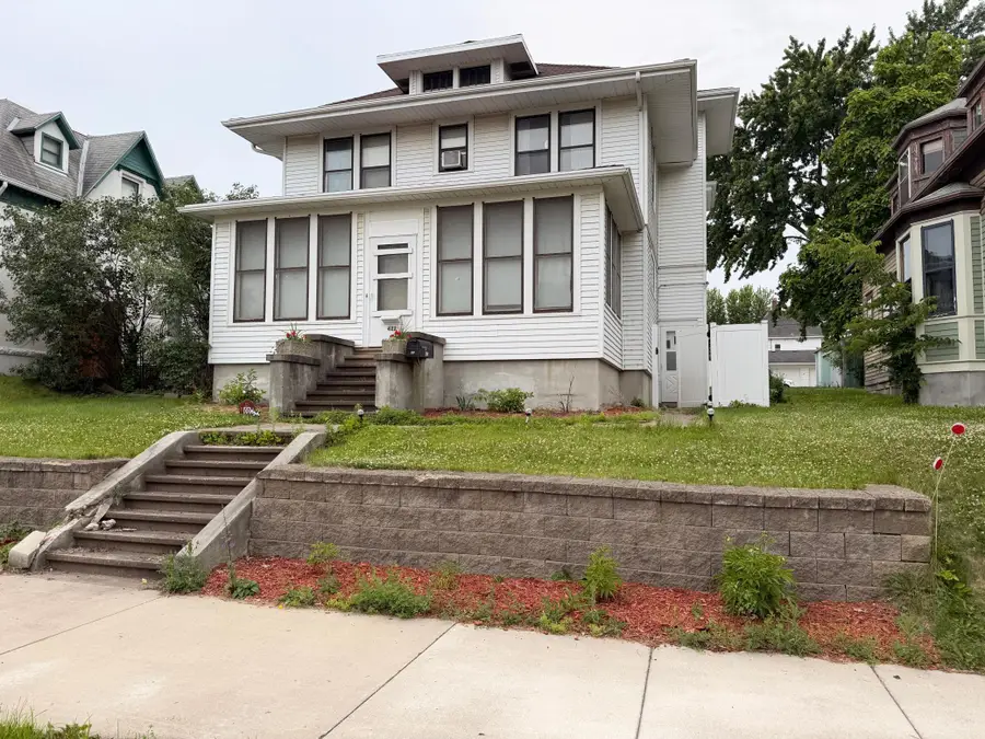 422 S Broadway Street, New Ulm, MN 56073 - #2
