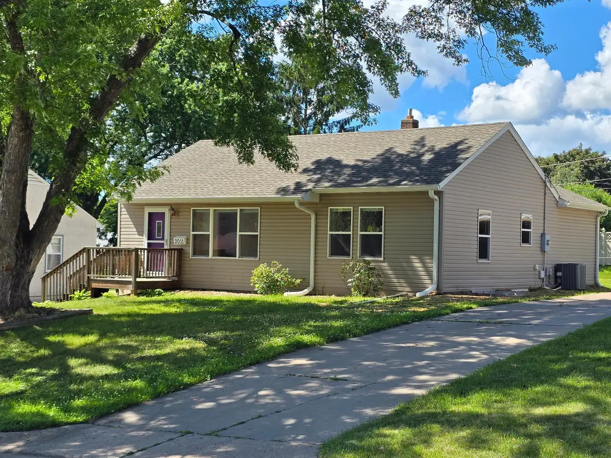 2011 Northwood Drive, North Saint Paul, MN 55109 - #1