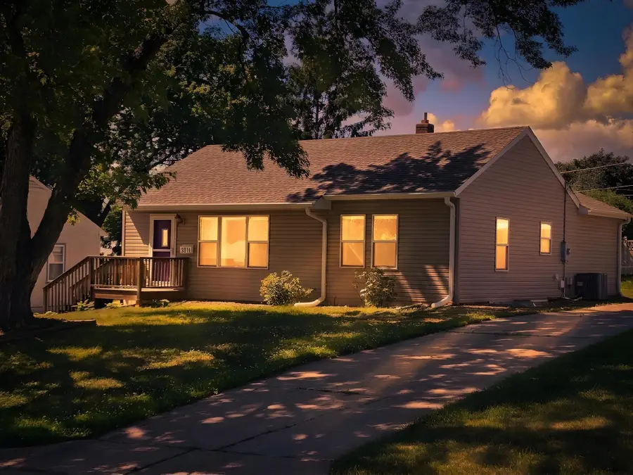 2011 Northwood Drive, North Saint Paul, MN 55109 - #2