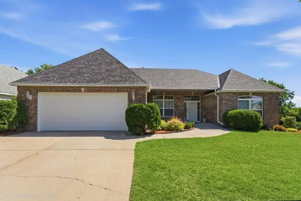 1609 Highland Trail, Saint Cloud, MN 56301