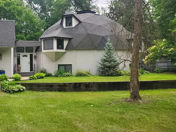 17345 Kettle River Boulevard Ne, Columbus, MN 55025