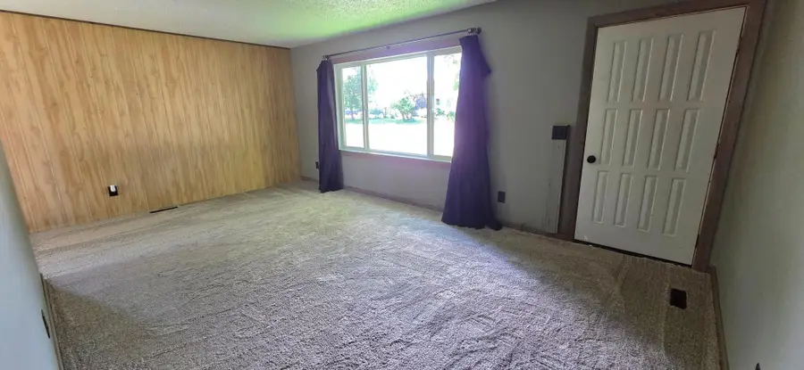 610 16th Street E, International Falls, MN 56649 - #3