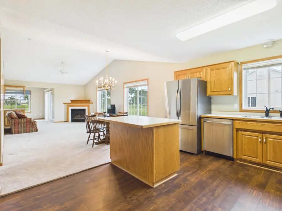 632 Minnesota Avenue, Big Lake, MN 55309 - #2