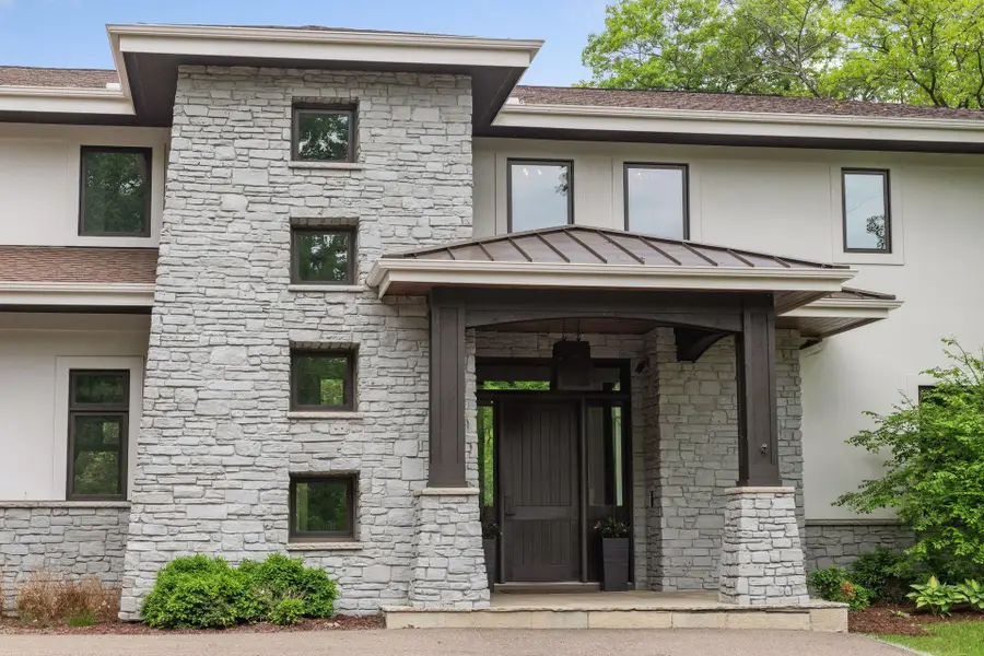 6816 Cheyenne Circle, Edina, MN 55439 - #3