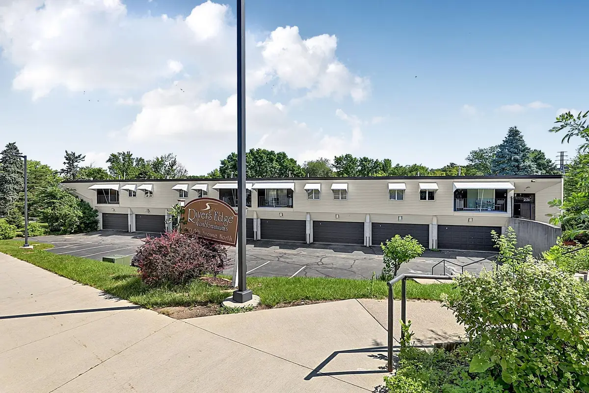 230 5th Avenue N #C5, Saint Cloud, MN 56303 - #1
