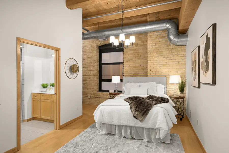 607 Washington Avenue S #204, Minneapolis, MN 55415 - #3