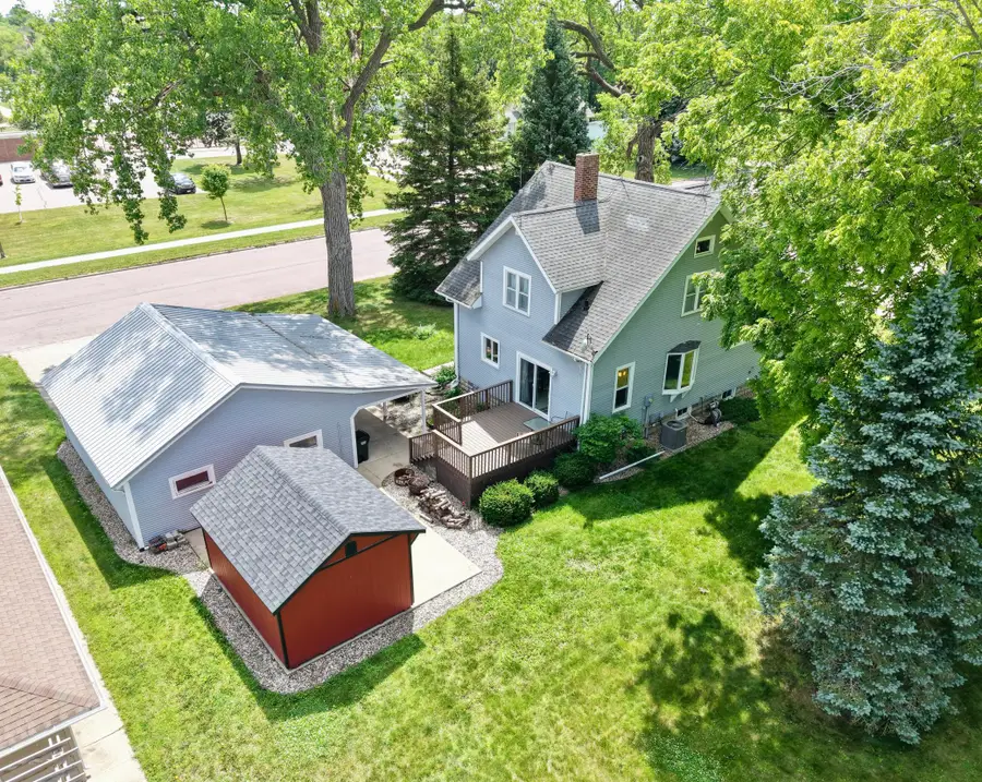 821 10th Avenue N, Saint James, MN 56081 - #3