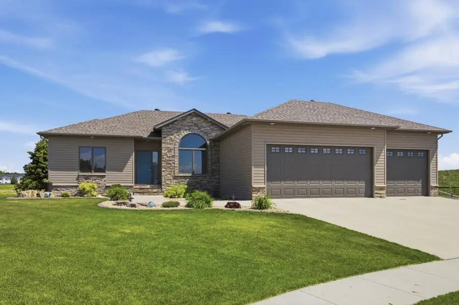 501 Willow Bend Circle, Casselton, ND 58012 - #3