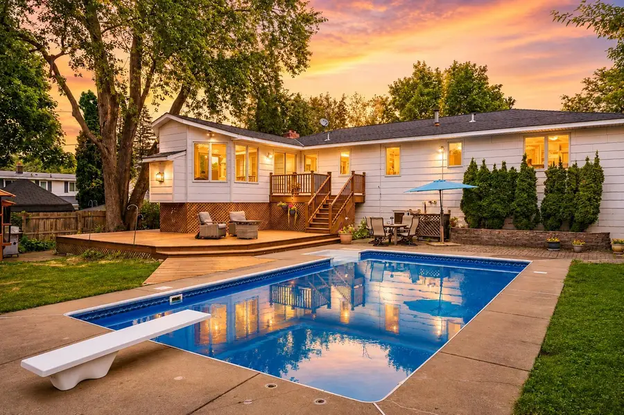 2863 Aglen Street, Roseville, MN 55113 - #2