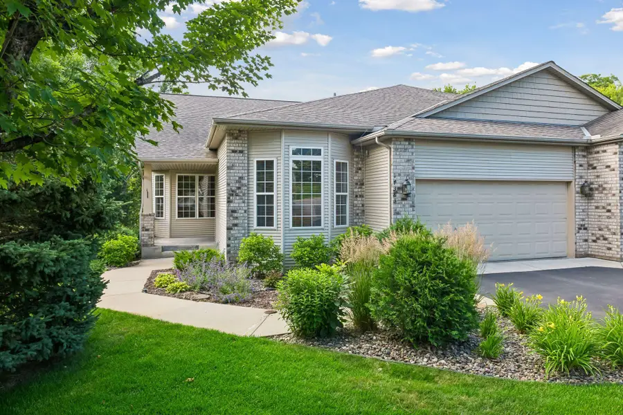 17383 Conifer Court, Eden Prairie, MN 55347 - #3