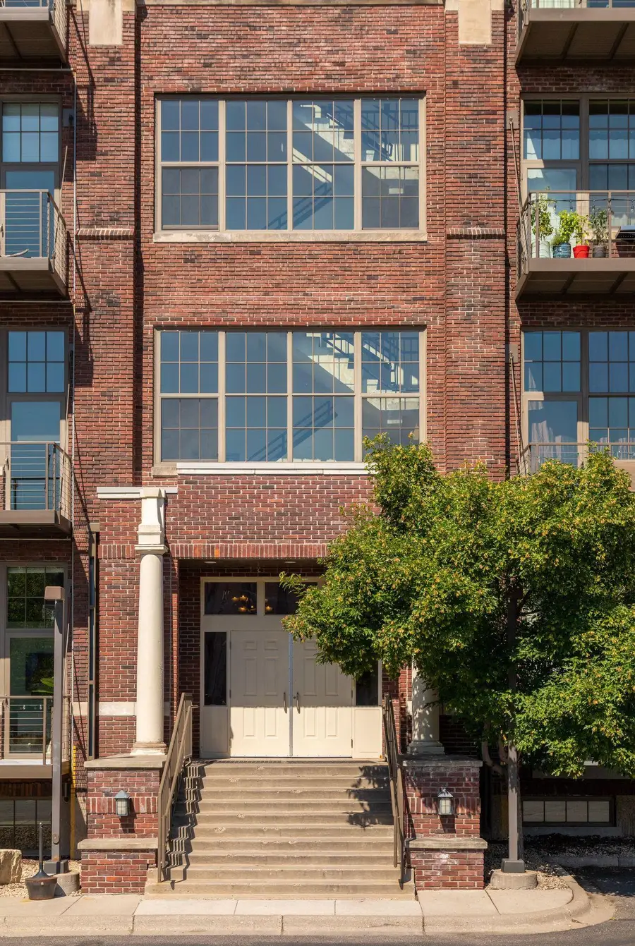 1901 E Hennepin Avenue #305, Minneapolis, MN 55413 - #3