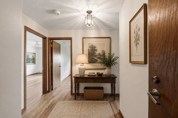 4400 36th Avenue N #318, Robbinsdale, MN 55422
