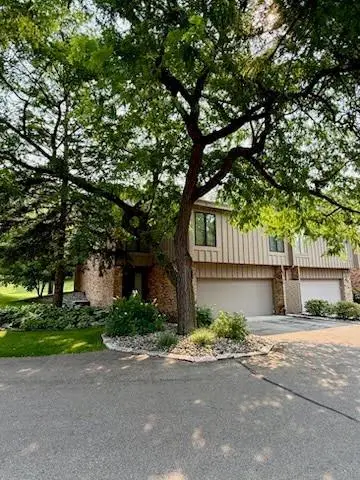 5725 Duncan Lane, Edina, MN 55436 - #2