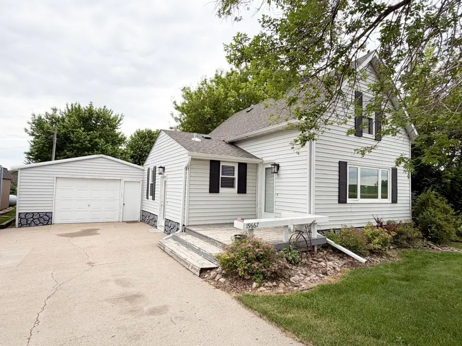 19667 Mccall Avenue, Reading, MN 56165 - #2