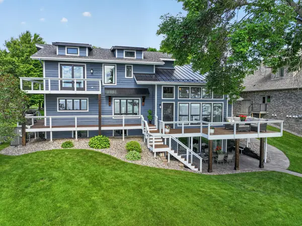 3710 Crestwood Drive Ne, Alexandria, MN 56308