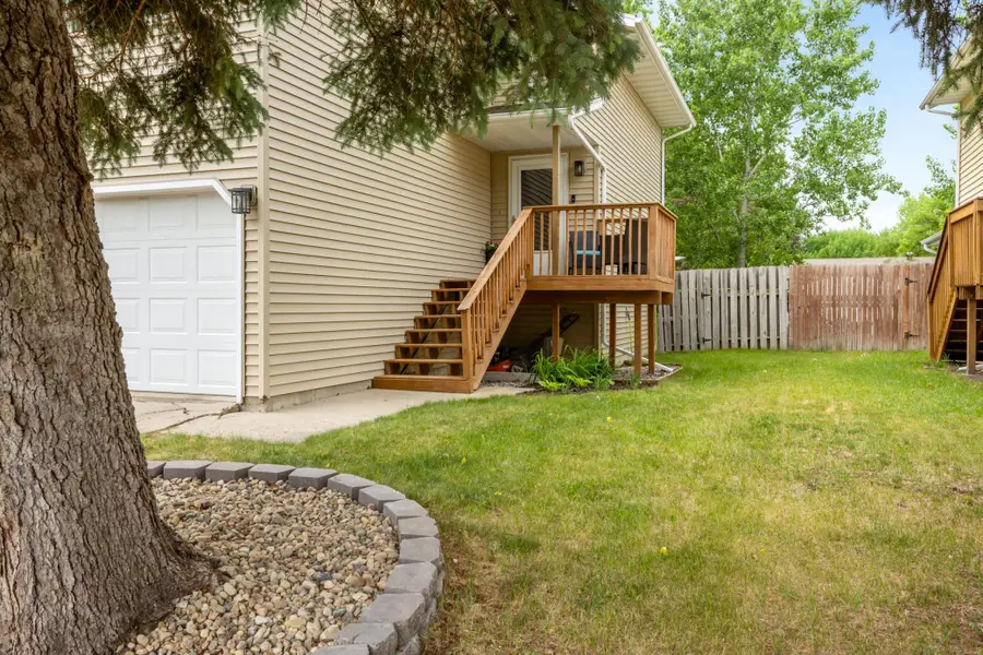 3033 20th Street S, Fargo, ND 58103 - #2