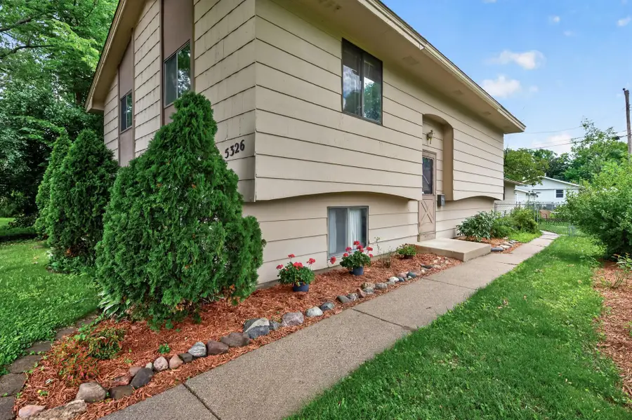 5326 Knox Avenue N, Brooklyn Center, MN 55430 - #3
