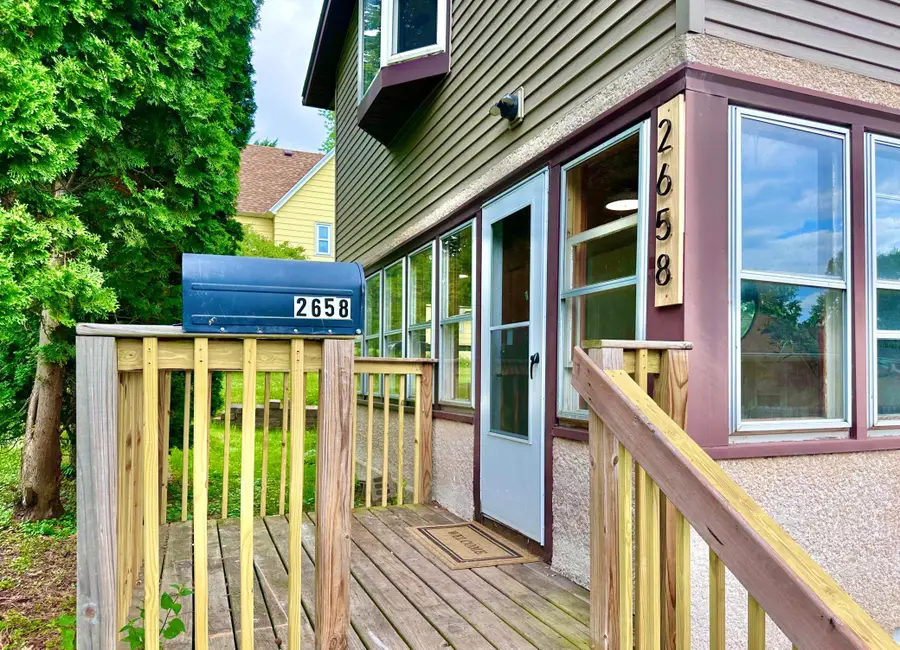 2658 6th Avenue E, North Saint Paul, MN 55109 - #2