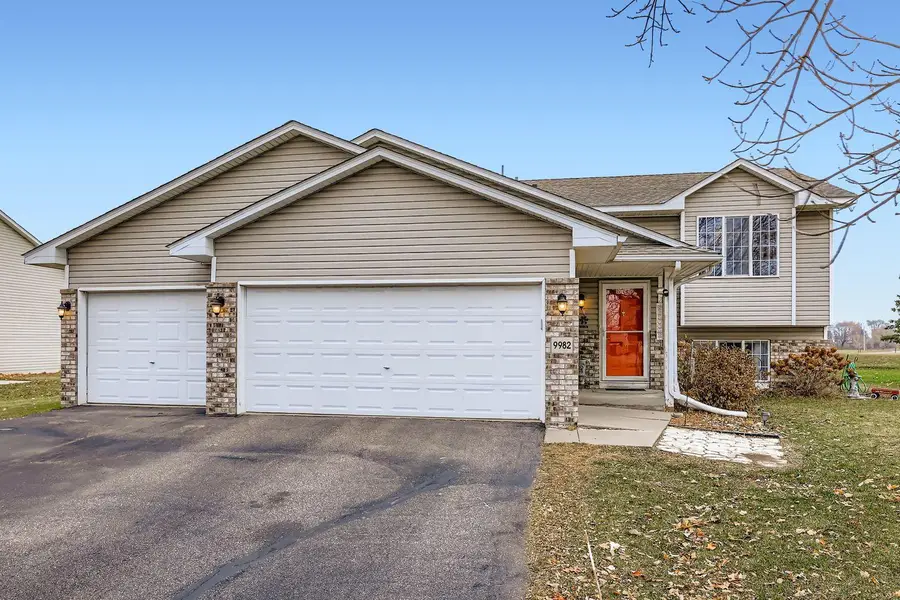 9982 Park Place Drive, Monticello, MN 55362 - #2