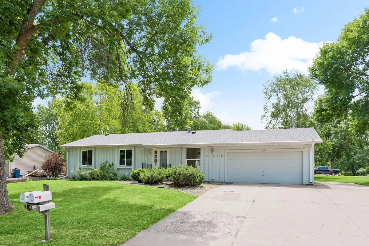 11689 99th Avenue N, Maple Grove, MN 55369 - #1