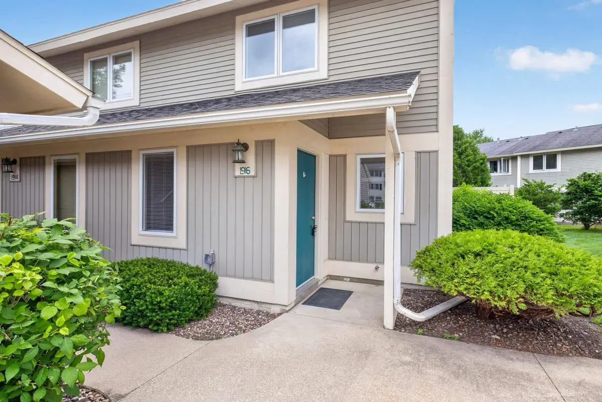 1916 Greenview Place Sw, Rochester, MN 55902 - #1